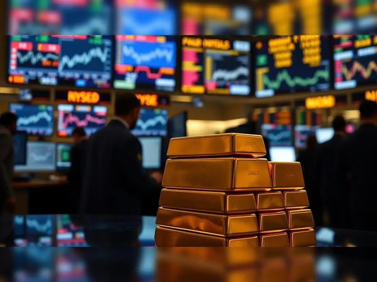 Giá vàng giảm khi kỳ vọng Fed duy trì lãi suất tăng cao