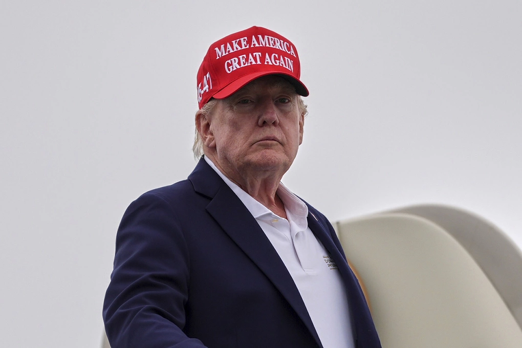 Ông Trump phát động ‘chiến tranh kinh tế’ với Iran